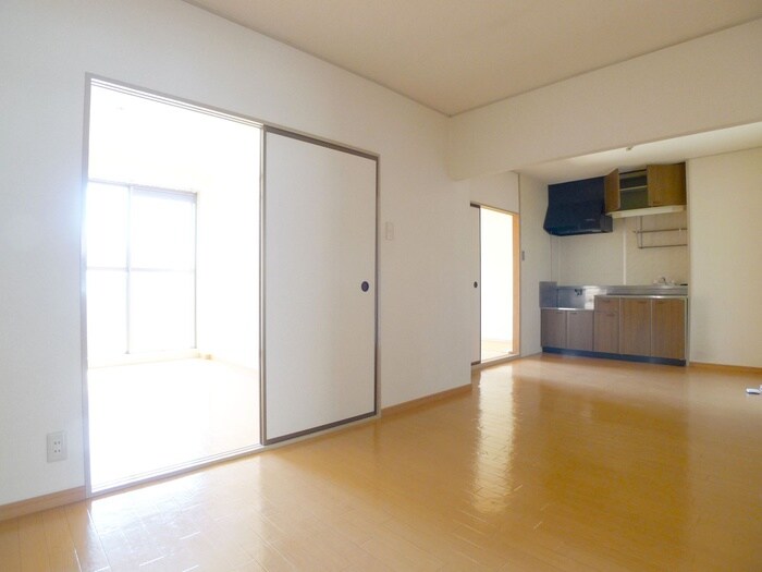 物件内観写真18　(居室)