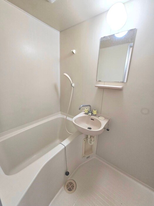 物件内観写真11　(バス／シャワールーム等)