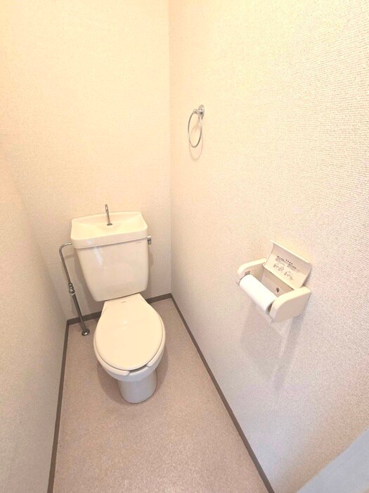 物件内観写真13　(トイレ)