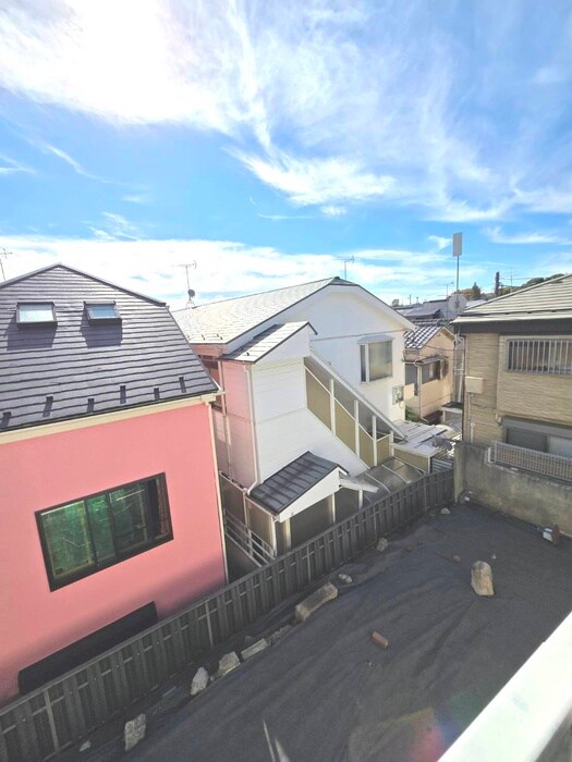 物件内観写真15　(室内からの展望)