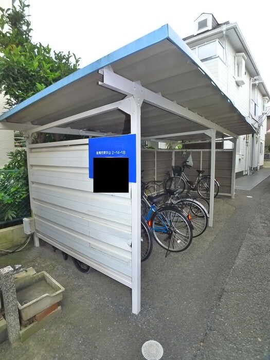 物件外観写真6　(駐輪場)