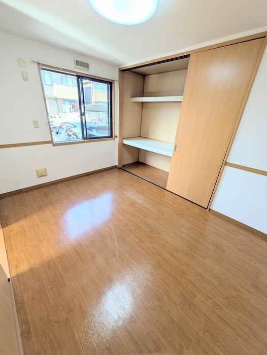 物件内観写真7　(居室)