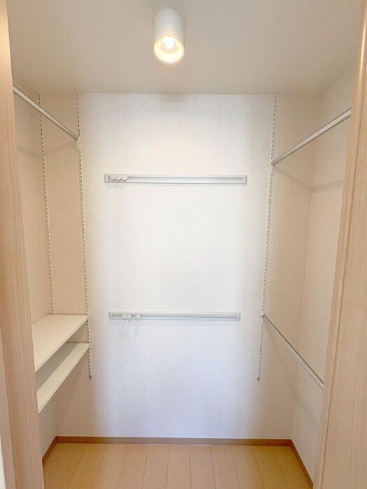 物件内観写真10　(収納)