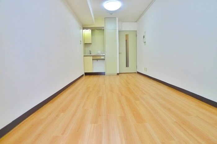 物件内観写真6　(居室)