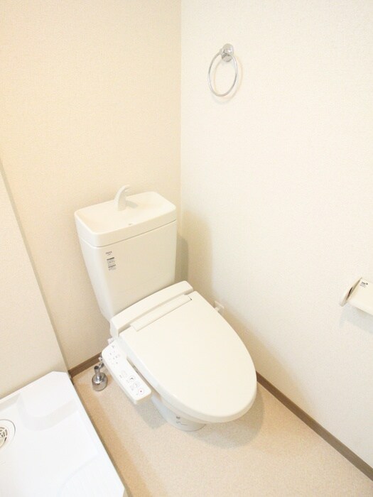 物件内観写真15　(トイレ)