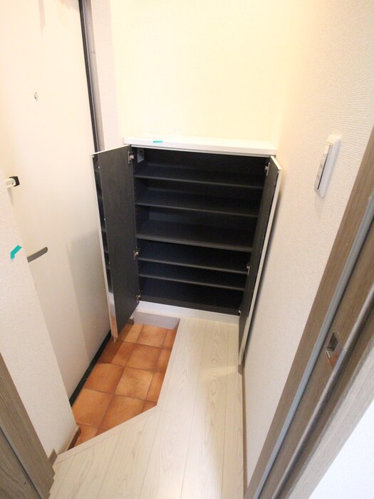 物件内観写真16　(靴箱)