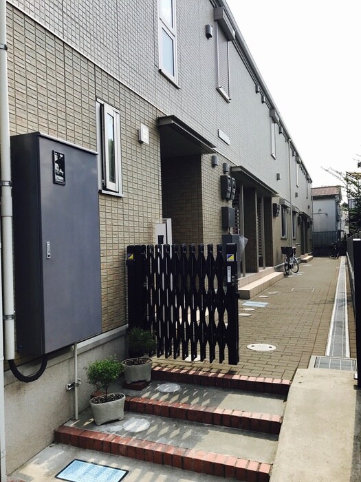 物件外観写真2　(駐輪場)