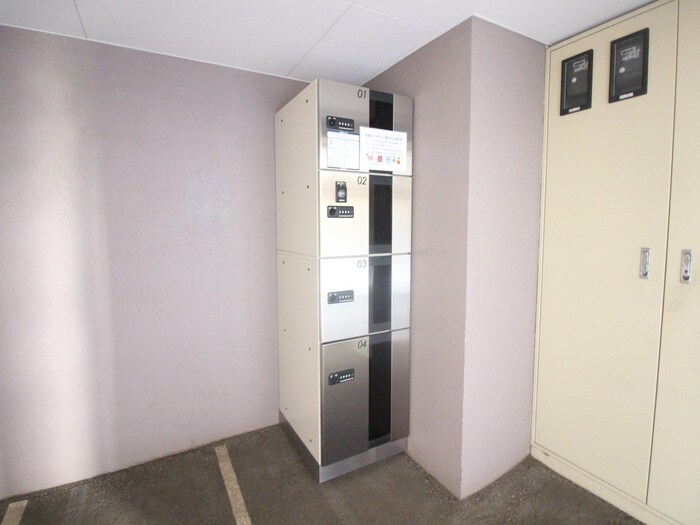 物件外観写真4　(建物設備)