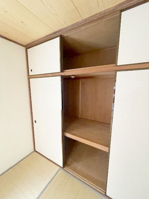 物件内観写真10　(収納)