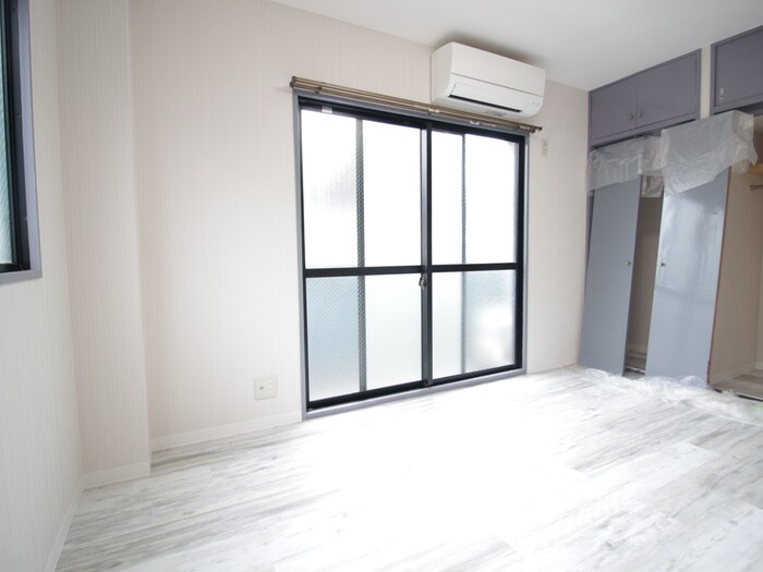 物件内観写真8　(居室)