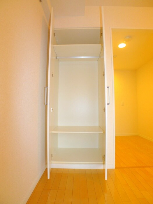 物件内観写真13　(収納)