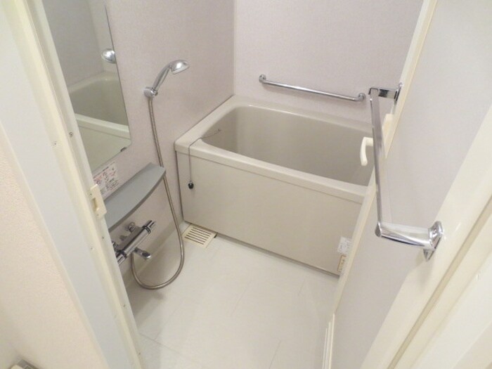 物件内観写真13　(バス／シャワールーム等)