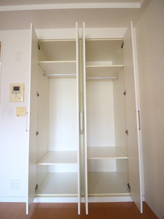 物件内観写真14　(収納)