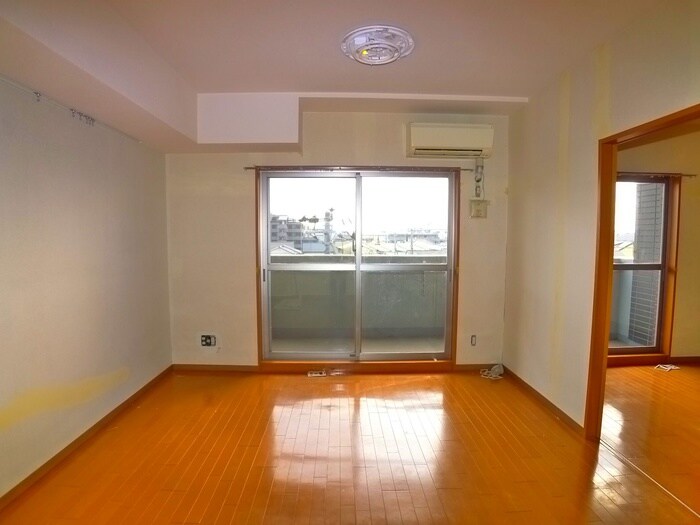 物件内観写真7　(居室)