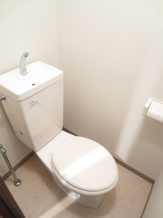 物件内観写真10　(トイレ)