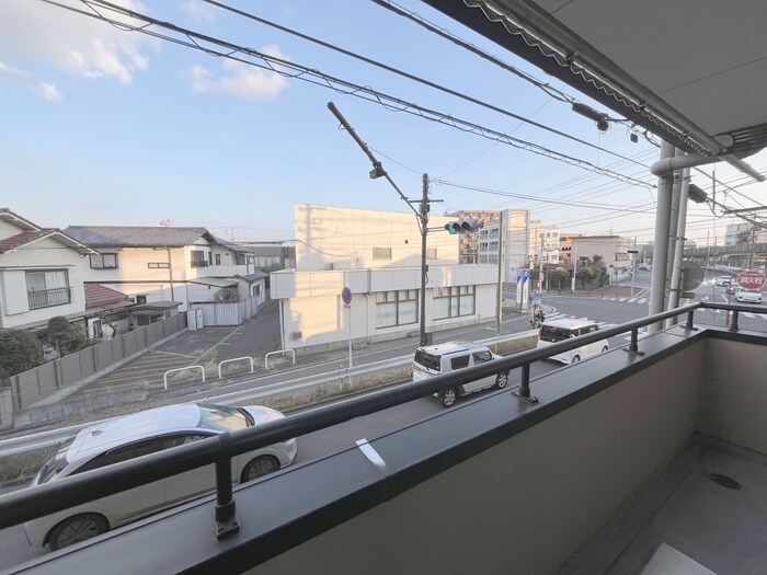 物件内観写真22　(室内からの展望)