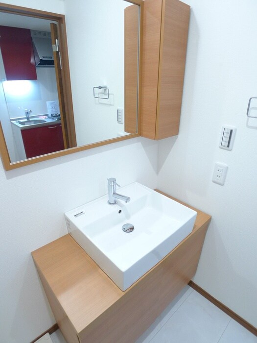 物件内観写真10　(洗面)