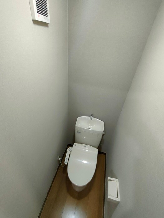 物件内観写真11　(トイレ)