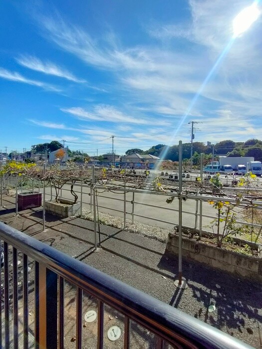 物件内観写真17　(室内からの展望)