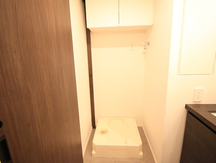 物件内観写真14　(洗濯機置場)