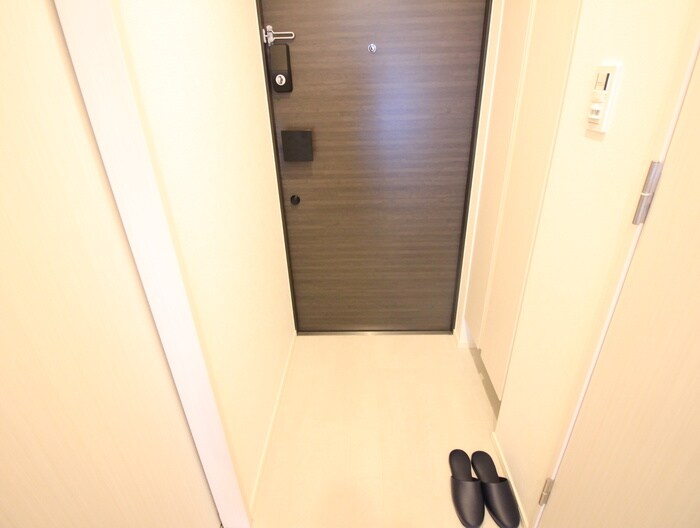 物件内観写真17　(玄関)