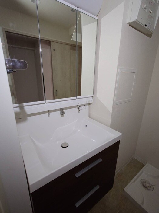 物件内観写真12　(洗面)