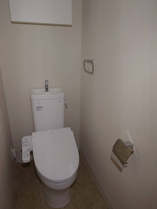 物件内観写真13　(トイレ)