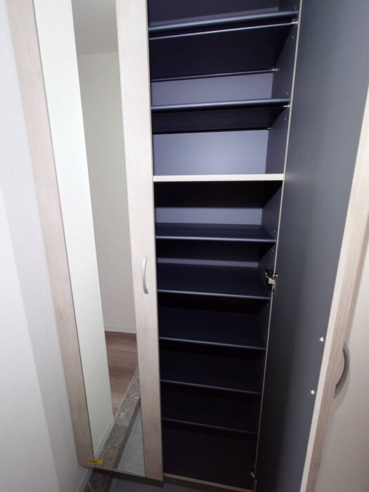 物件内観写真18　(靴箱)