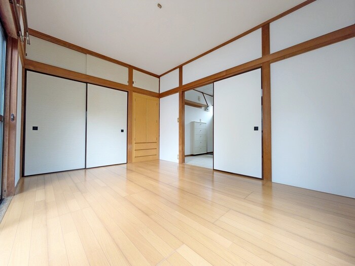 物件内観写真8　(居室)