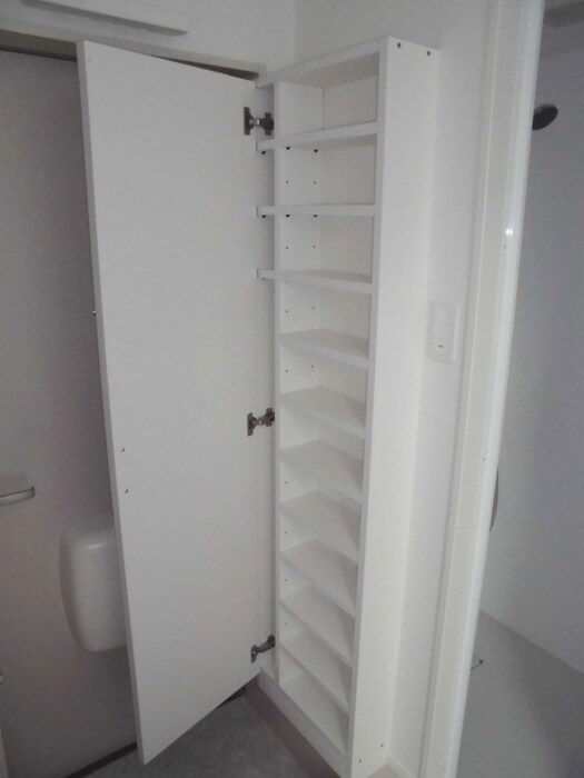 物件内観写真10　(靴箱)