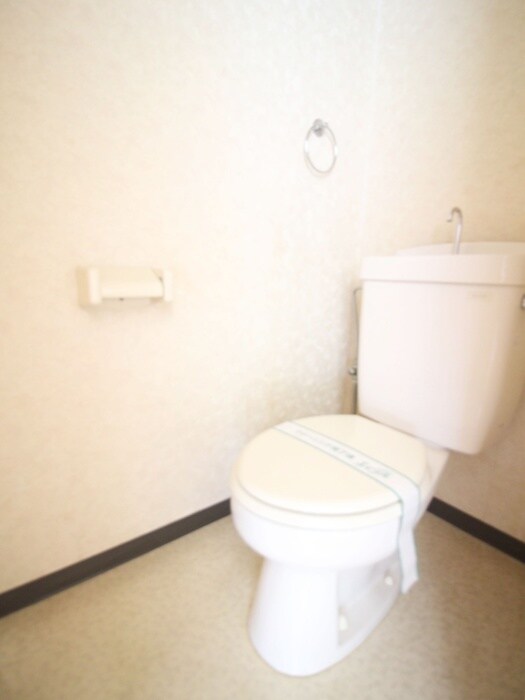 物件内観写真14　(トイレ)