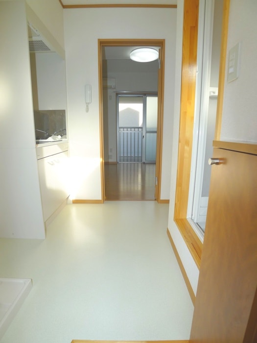 物件内観写真6　(廊下)