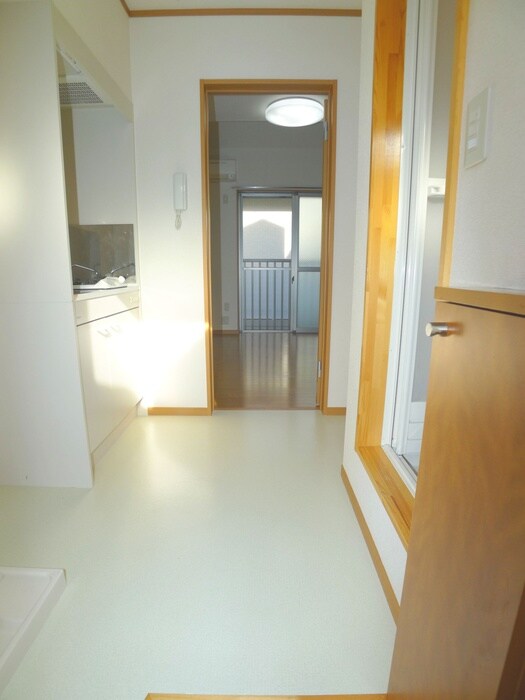 物件内観写真6　(廊下)