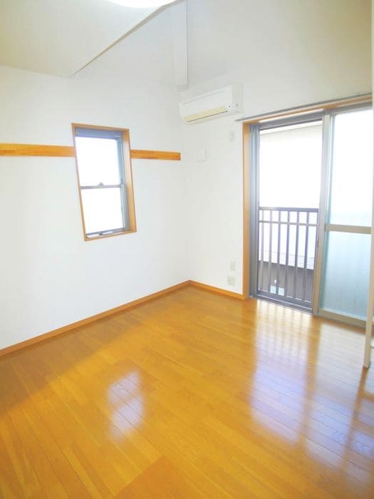 物件内観写真10　(居室)