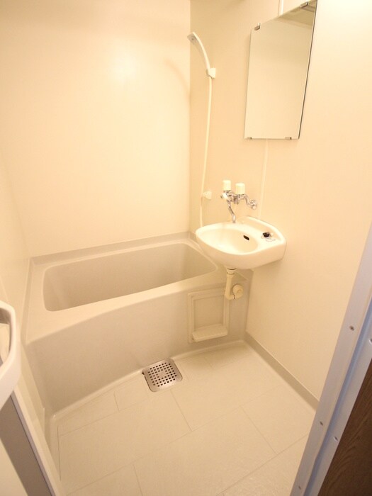 物件内観写真8　(バス／シャワールーム等)