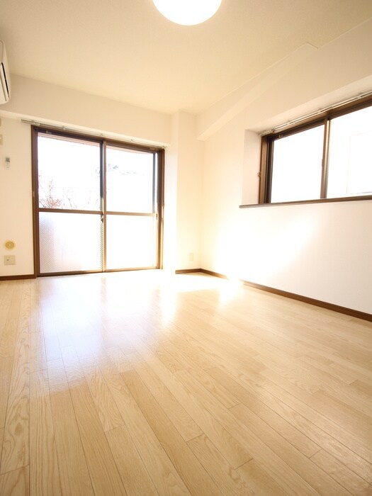 物件内観写真12　(居室)