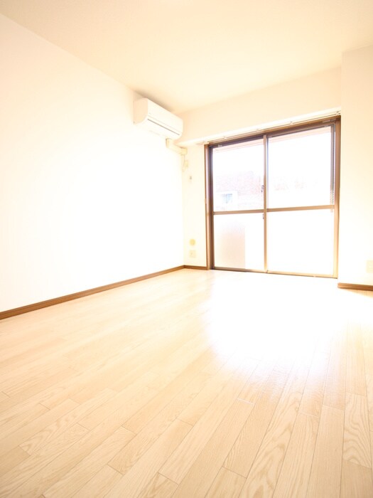 物件内観写真13　(居室)