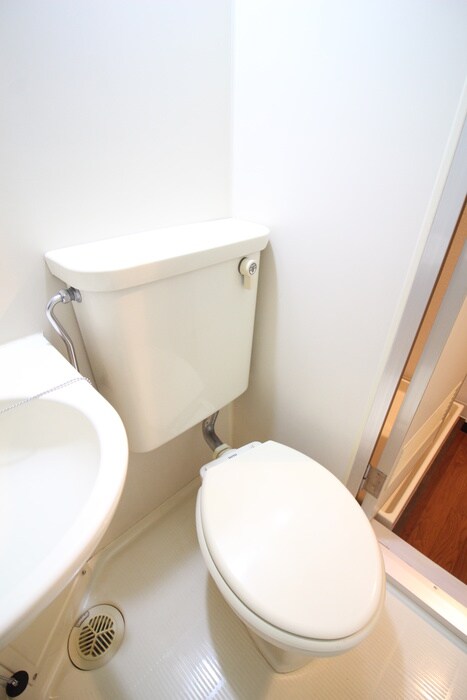 物件内観写真11　(トイレ)