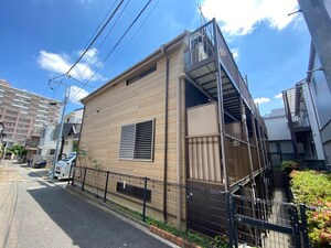 レオン西荻外観写真