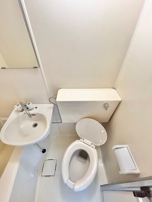 物件内観写真12　(トイレ)