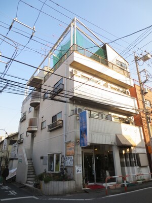 メゾンファースト外観写真