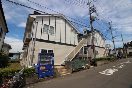 レオパレススカ－レットⅠ外観写真