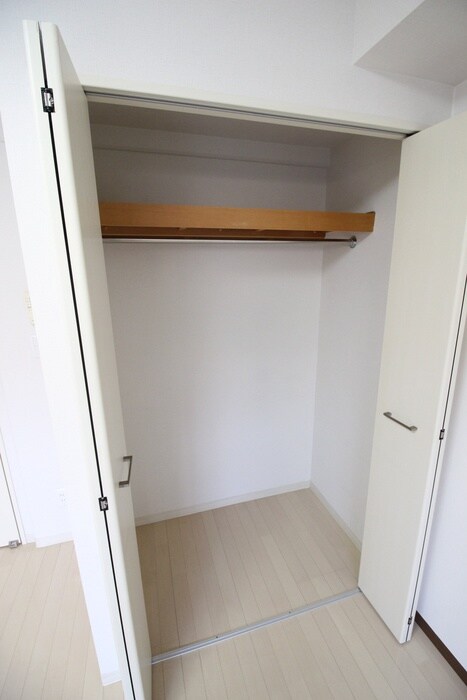 物件内観写真10　(収納)