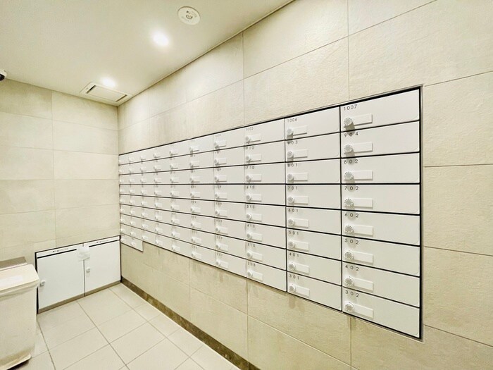 物件外観写真4　(建物設備)