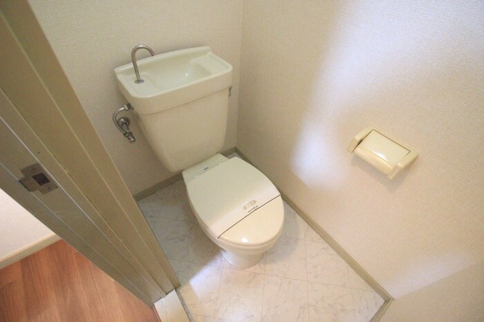 ガ－デン関口のトイレ