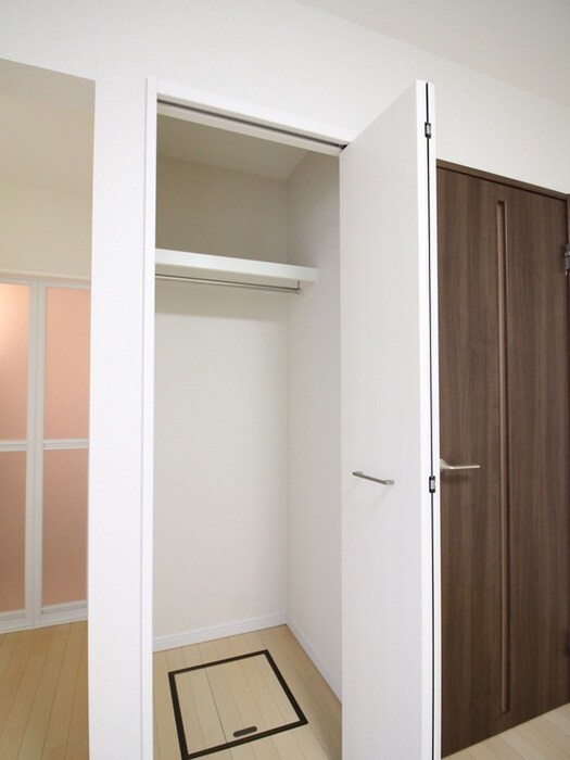 物件内観写真9　(収納)