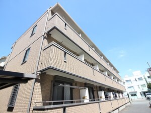 ブランドール外観写真