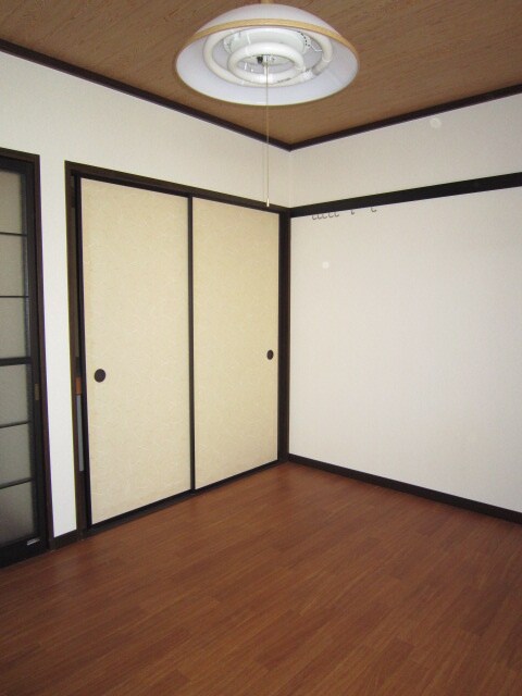 物件内観写真5　(居室)
