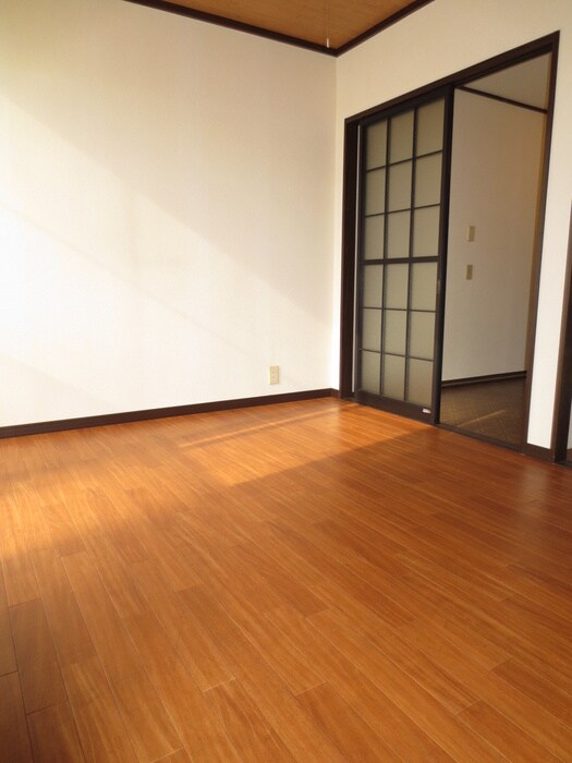 物件内観写真6　(居室)