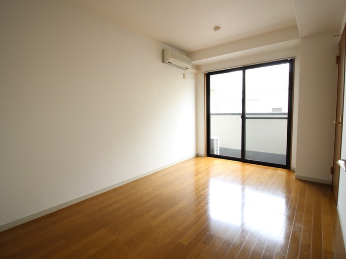 物件内観写真13　(居室)